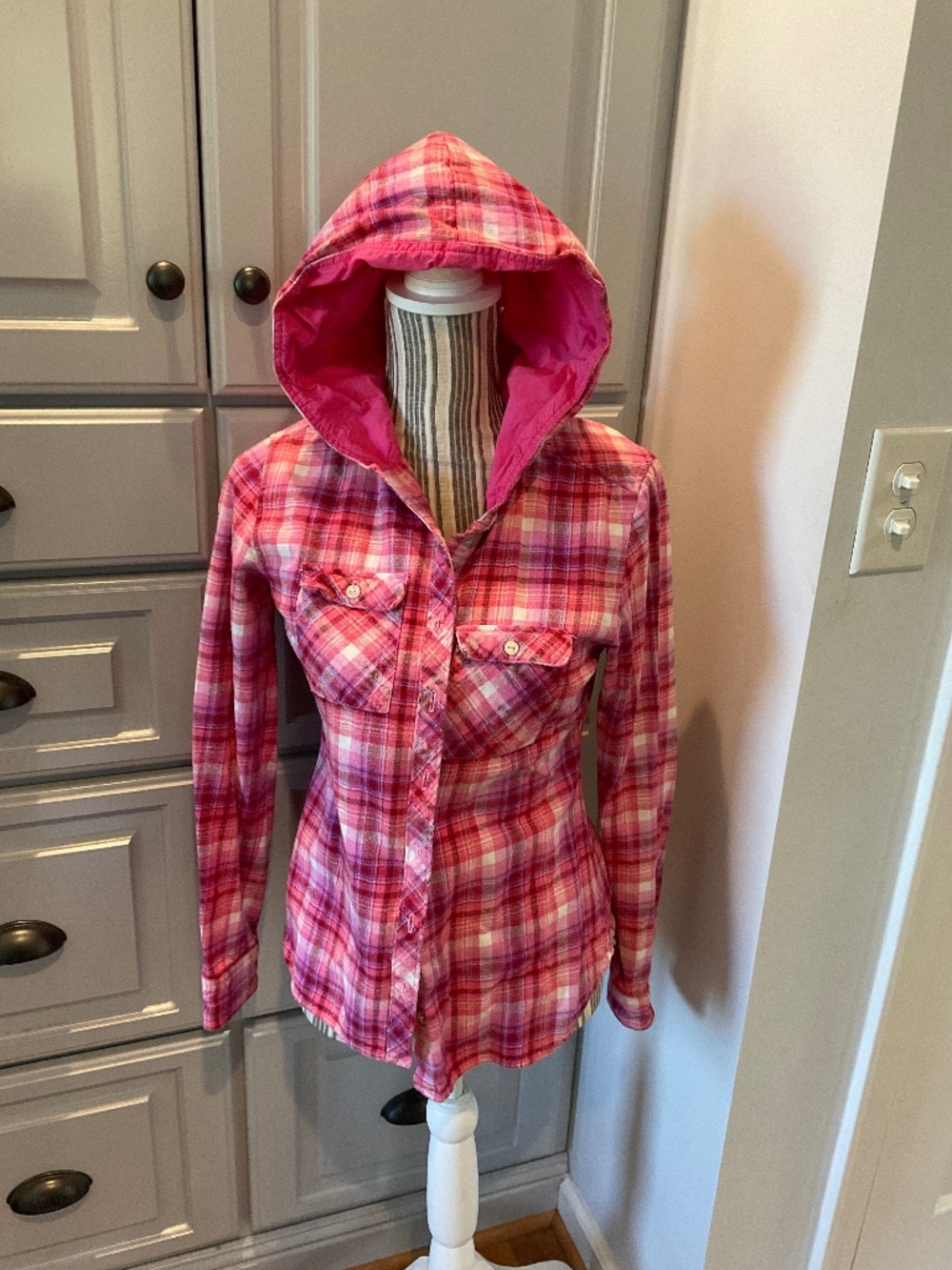 Eddie Bauer Long Sleeve Pink Plaid Hooded Flannel Shacket, Size S